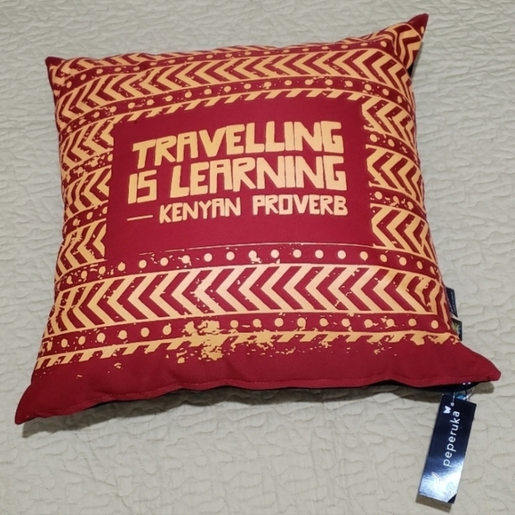 Traveling Is Learning Peperuka accent pillow - Picture 1 of 7